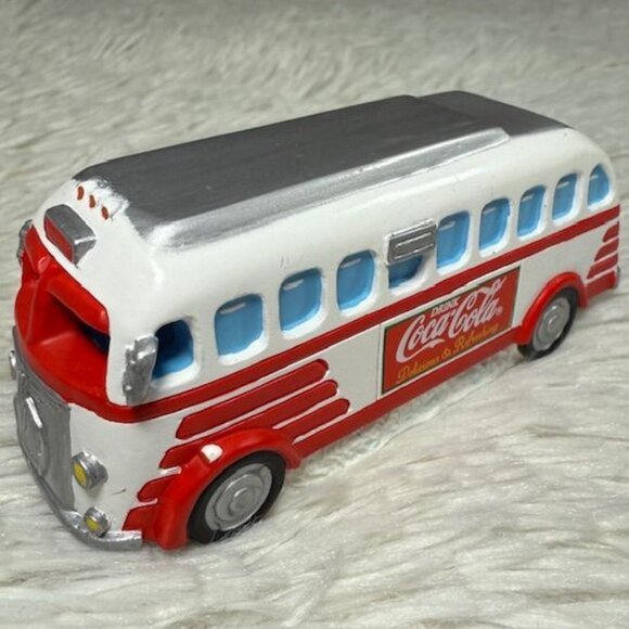 Vintage Coca-Cola Town Square Collection Community Bus Drink Coca-Cola Figurine - Picture 1 of 11